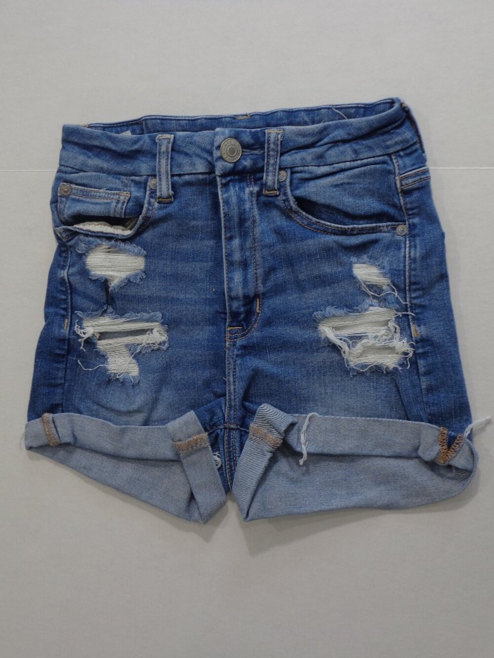 American Eagle Curvy Hi-Rise Distressed Denim Shorts Cuffed Hem Stretch Size 2